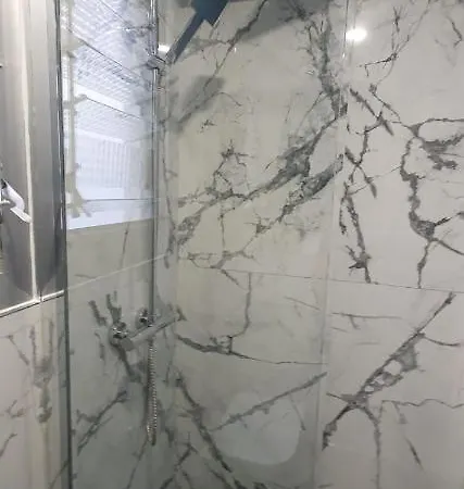 ¡economico Y Bien Ubicado!